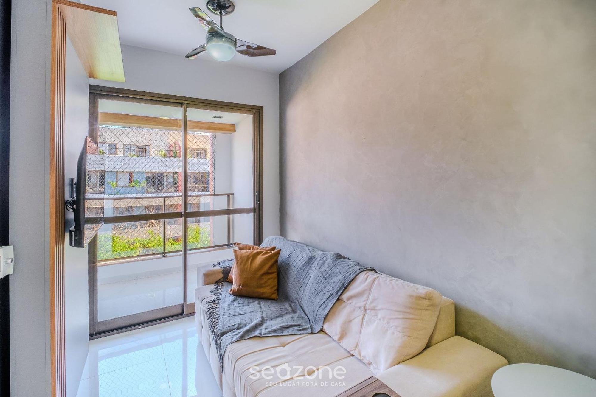 Apartment Smt - Predio A 750m Da Em *